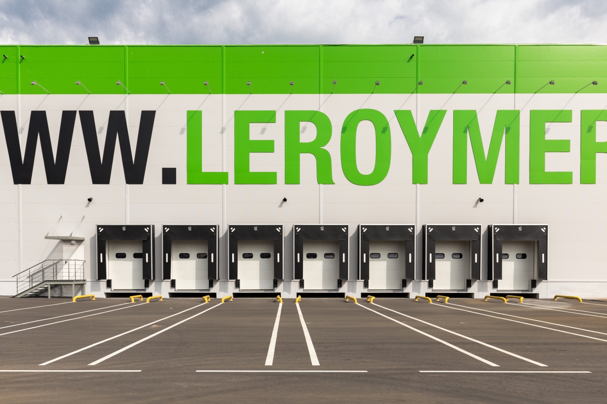 Leroy Merlin Painted Exterior Photo